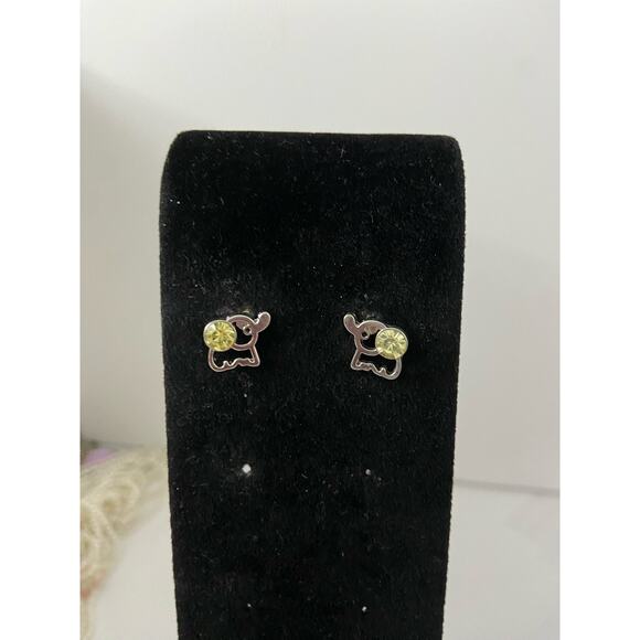 elephant stud earrings silver tone - Picture 1 of 6